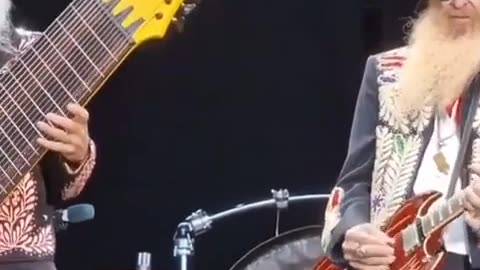 17 STRING E-GUITAR ?? XD