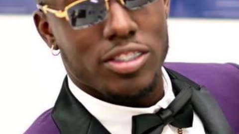 Meet Jamal Roberts: From School Gym Star to American Idol Sensation - WorldEye