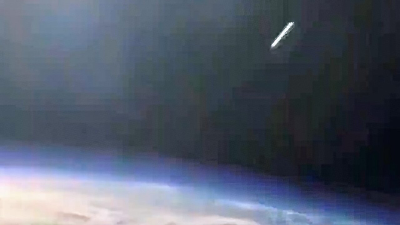Massive "Cigar" Shaped UFO Captured from the ISS