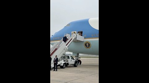 🚨President Trump has just boarded Air Force One en route to the G7 Conference in Calgary, Canada.