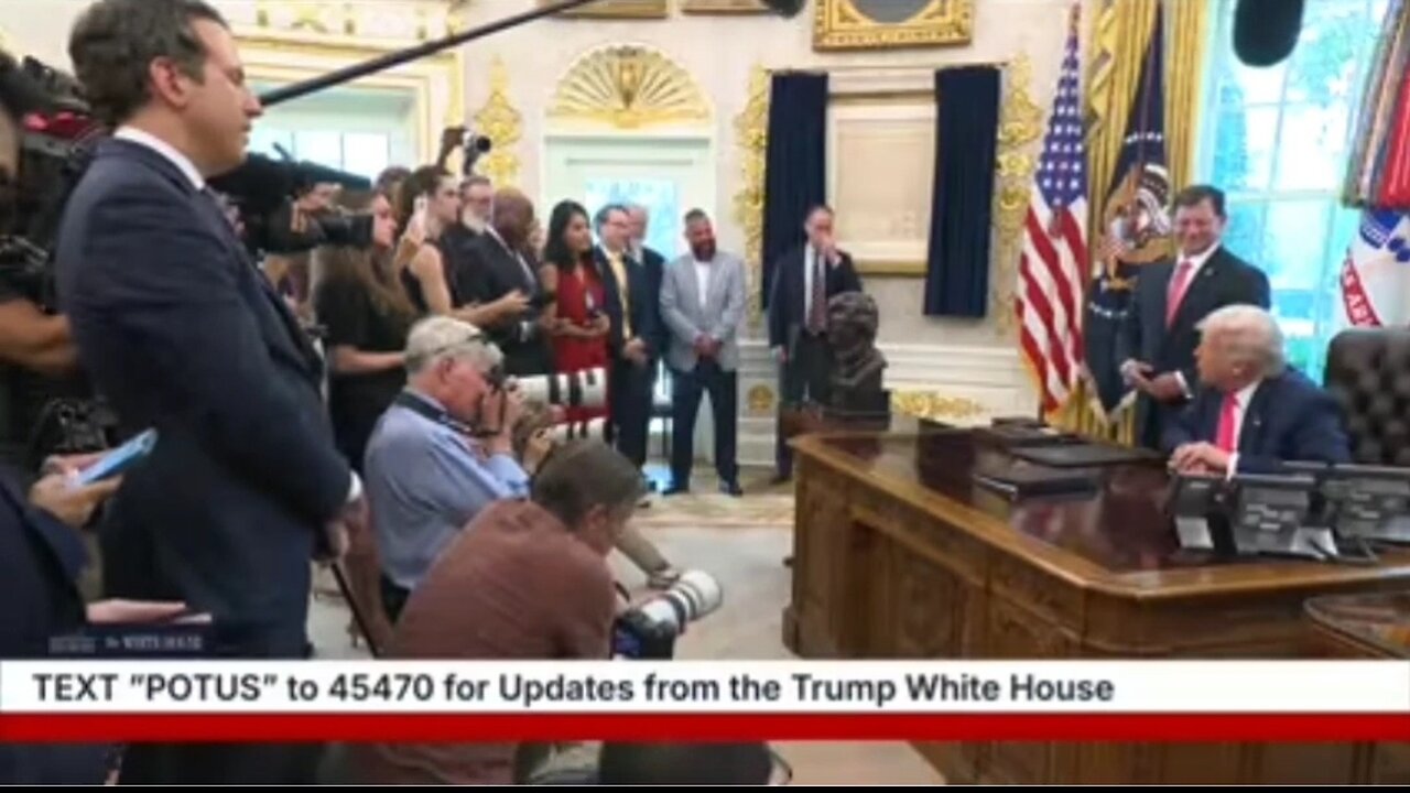 Trump Lets Loose On Elizabeth Warren, Bernie Sanders