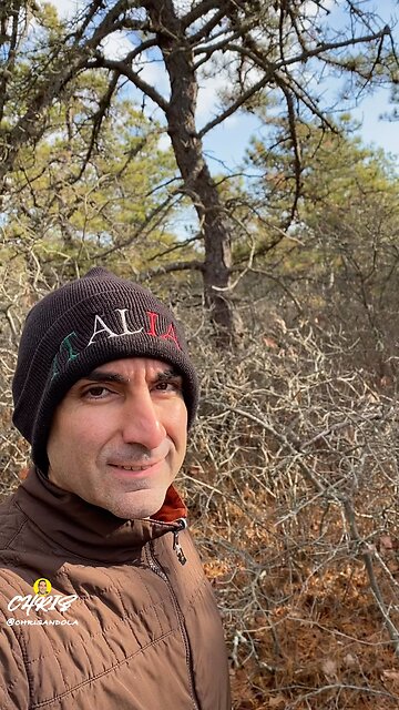 COME FOR A WALK WITH ME!