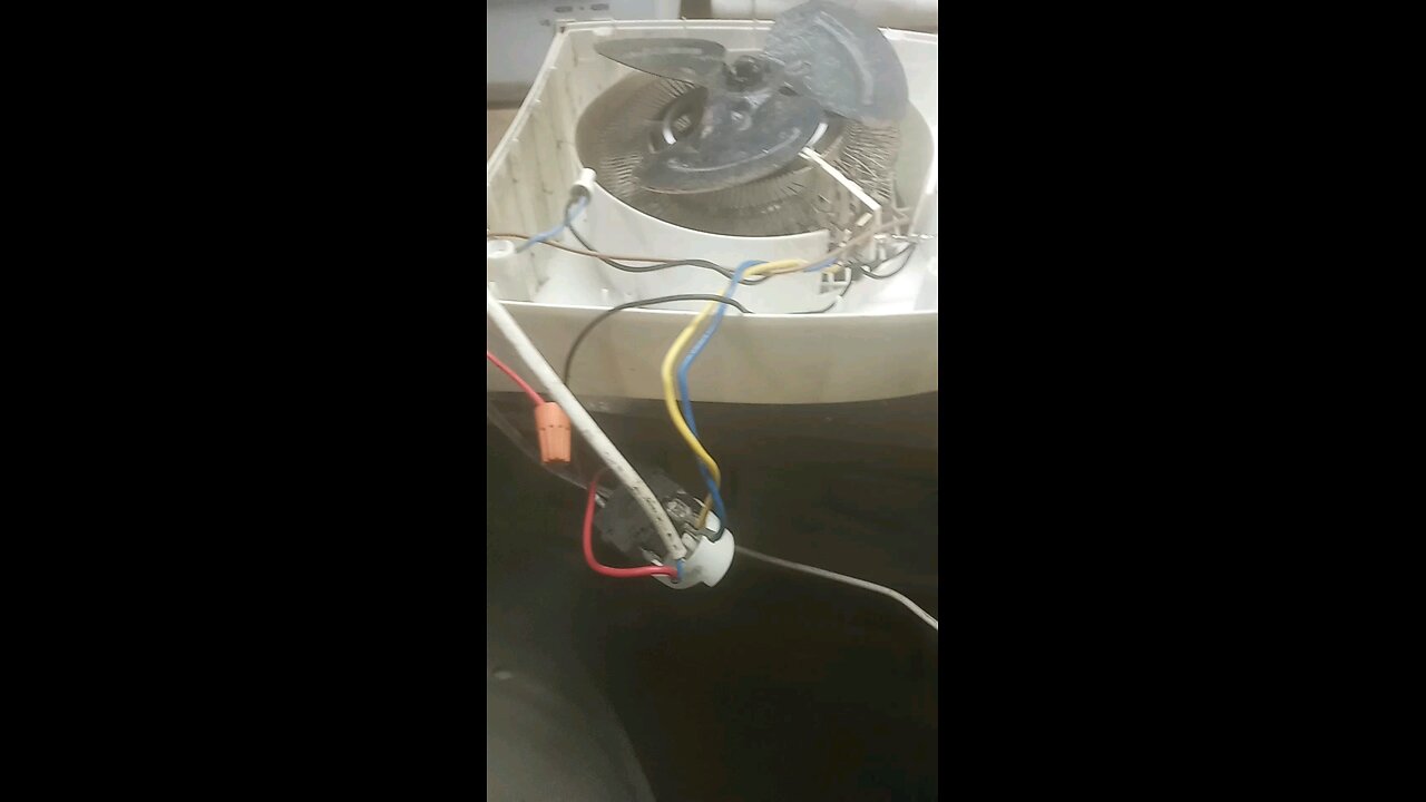 Cadense BRAVE AQC413 termoaquecedor