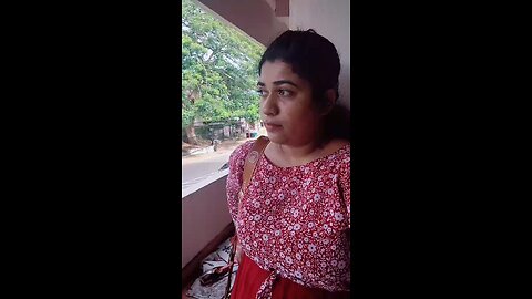 പിന്നെ.... 😇 വെറുതെ നടന്നാൽ കിട്ടുമല്ലോ??? 🤣🤣