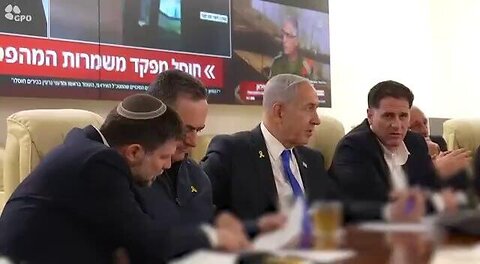 Iran launches salvo of ballistic missiles at Tel Aviv