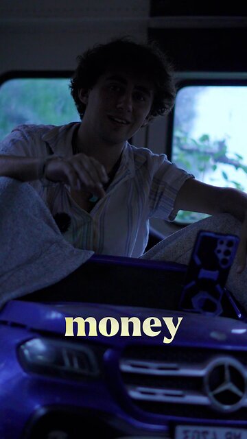 Love has turned into greed💸❤️