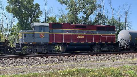 SD70MAC leads rare Iowa Northern Railway geep