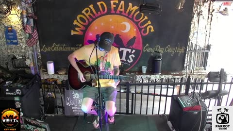 LIVE Music Everyday!