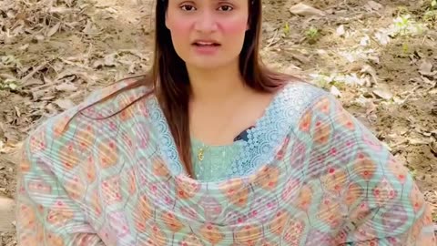Bagh me se aam chura liye 😂