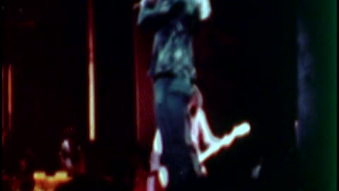 Led Zeppelin - 1975-03-21 Seattle Center Coliseum, Seattle, WA (8MM Footage - Sync'd)