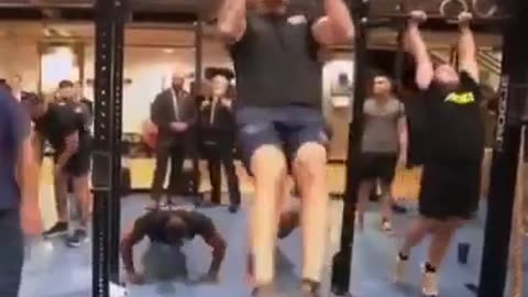 😂💪 By Pete Hegseth to do a chin up | FunFM
