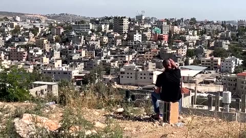 Palestinian girl watches as home is demolished by Israeli troops