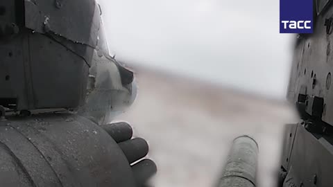 ❗️Vertical pilots in a Ka-52M working on Ukrainians at the Pokrovsky airfield.