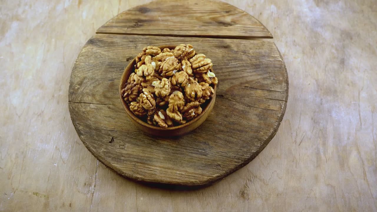 Why You should Eat Walnuts