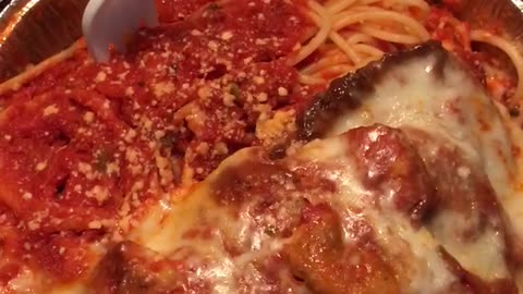Very Nice Chicken Parm and Spaghetti From This Brooklyn Pizzeria