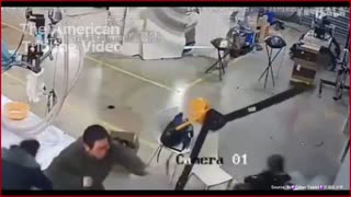 Chilling Video from Chinese Factory Shows Humanoid Robot Going on the “Attack”