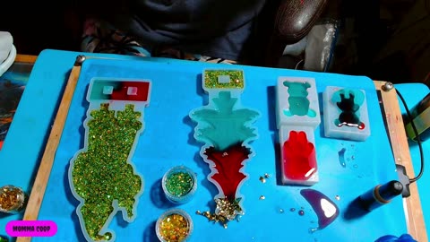 Momma Coop's Got The Pour