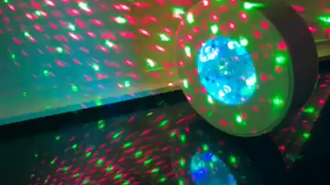 Xanadu in art through negative space