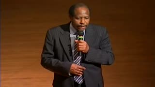 April 25, 2005 - Paul Rusesabagina of 'Hotel Rwanda' Visits DePauw University