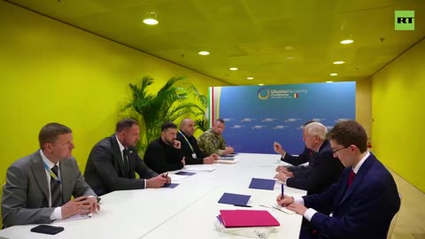 Zelensky con un abbraccio speciale per Lindsey