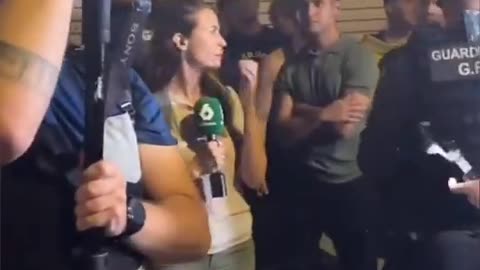 This is how Spanish patriots treat mainstream journalists who tell...