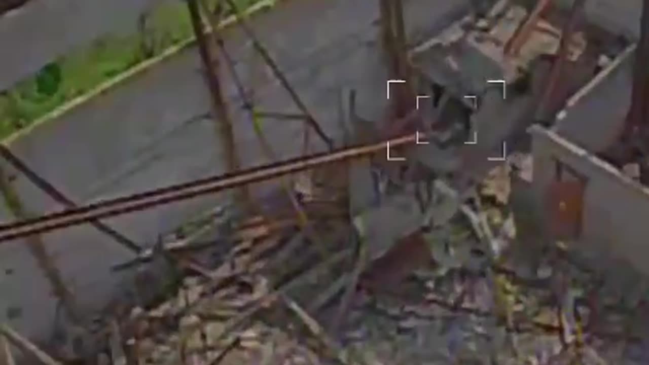Drone Strikes on Russian Infantry North of Toretsk