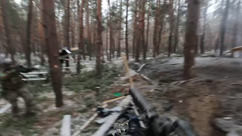 Ukrainians Take Multiple Prisoners While Advancing Through Serebryansky Forest Battlefield