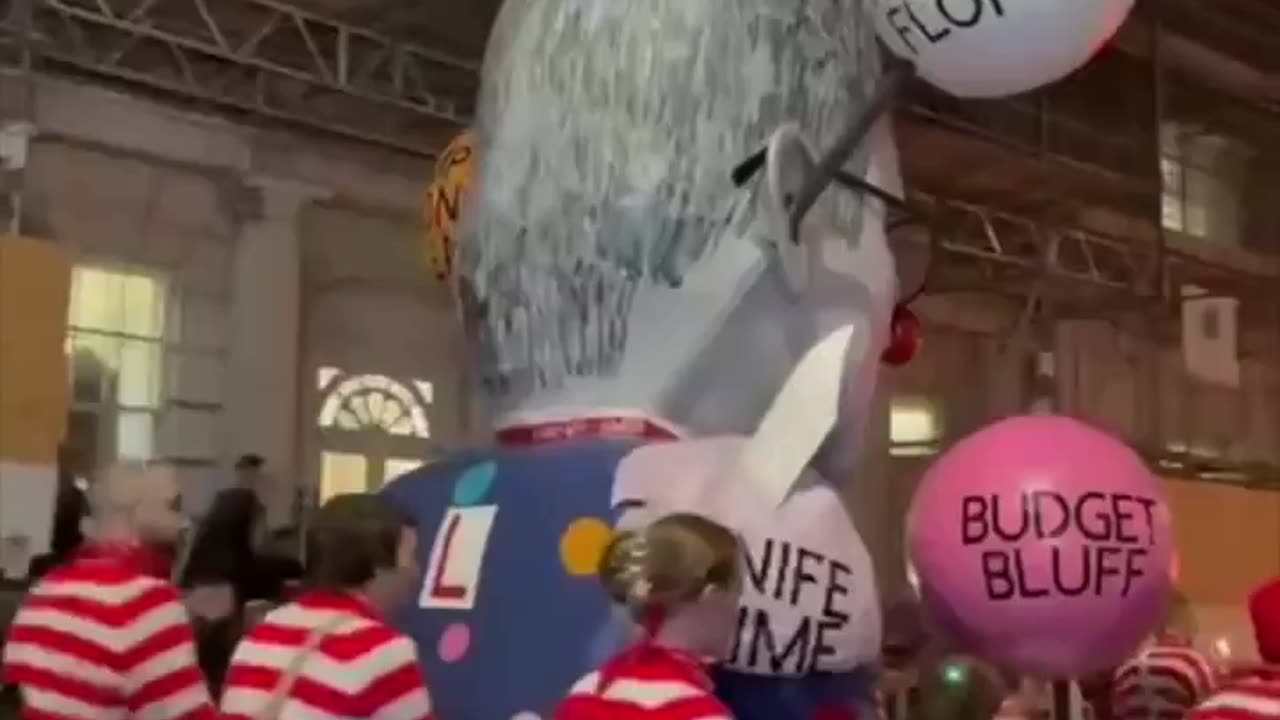 🇬🇧 Meanwhile in the UK