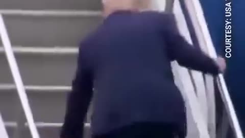 😂😂 When You Blame The Stairs For Your Own Mistake | FunFM