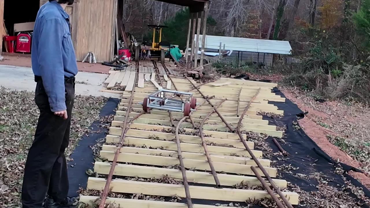 anyone with natural blonde highlights should be able to get it right eventually