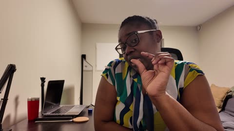 VLOGMAS DAY 8 STORY TIME ABOUT HOW MY FIRST JOB IN NEWFOUNDLAND