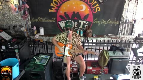 LIVE Music Everyday!