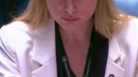 🤬 While Prime Minister Yulia Svyrydenko shows the body of a murdered child who