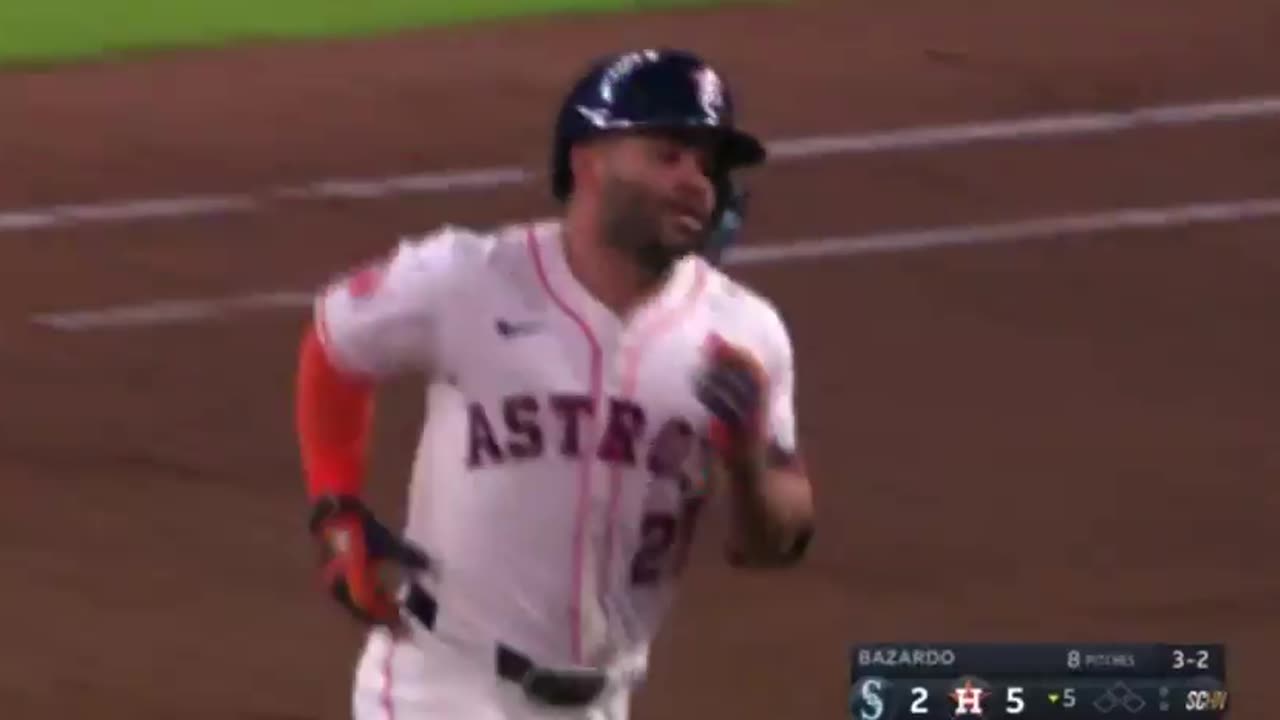 José Altuve vivió su mejor noche ofensiva alineando como LF