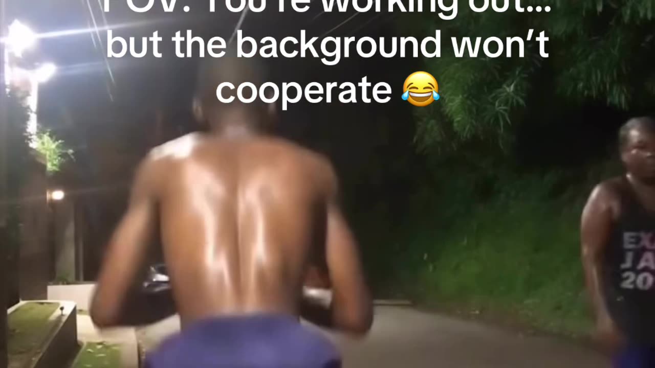 Me Crushing Reps vs. Everyone Else Doing… This 🤯