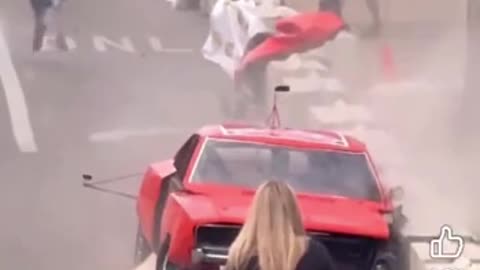 ‘Dukes of Hazzard’ replica General jumps over Kentucky fountain