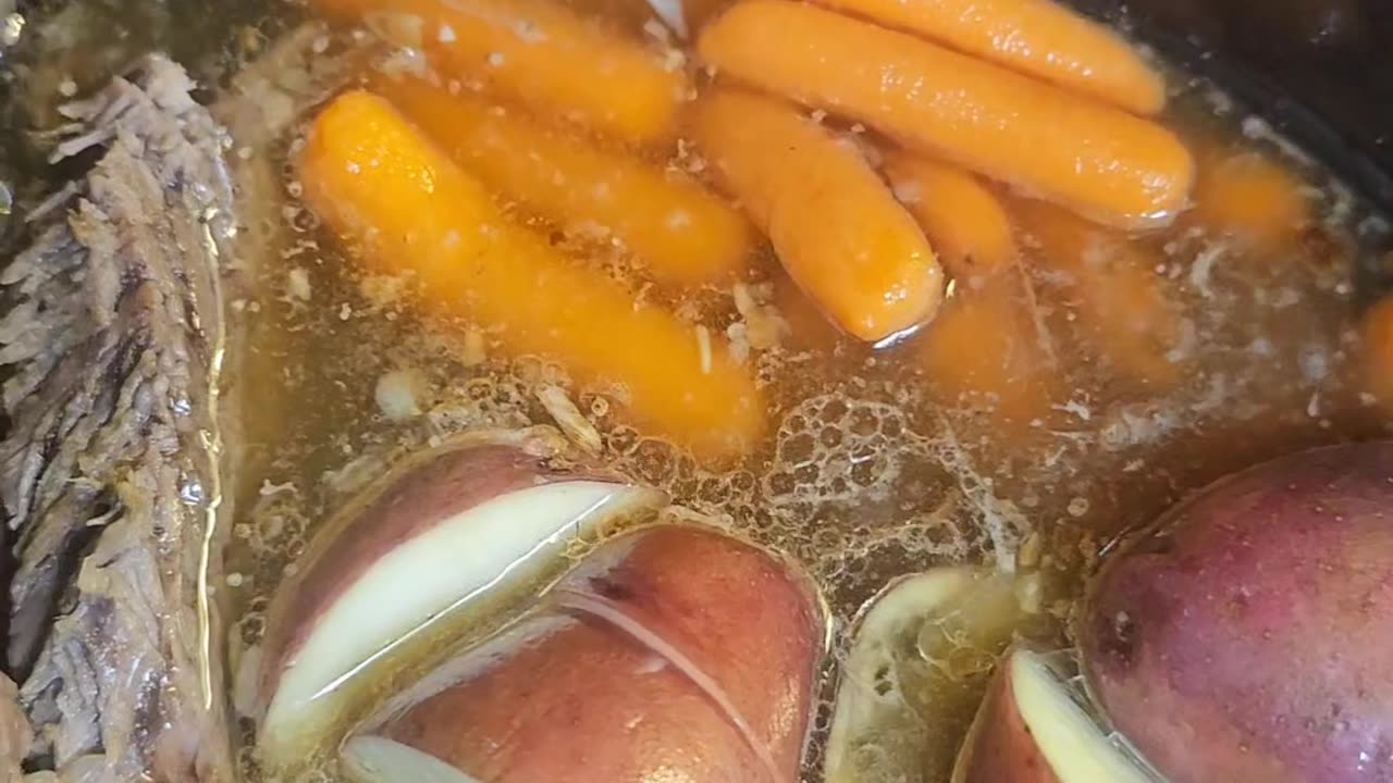 Slow Cooker Chuck Roast
