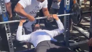 Zohran Mamdani needed a spotter to bench press two reps of 135 pounds.