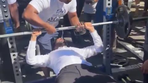 Zohran Mamdani needed a spotter to bench press two reps of 135 pounds.