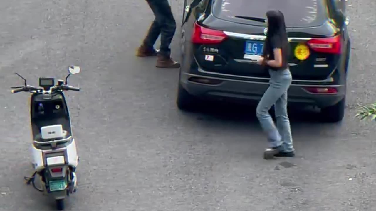 She Stayed Calm in a Crisis —