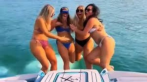 💥 Try Not to Laugh – Girl Fail Moments Caught on Camera!
