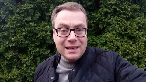 Why is the entire British Establishment pushing for war with Russia?