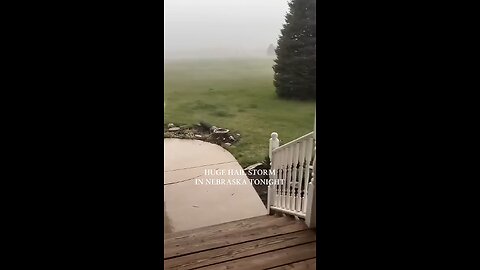 🚨SCARY hail storm caught in Nebraska destroying the outside of a house! 🤯
