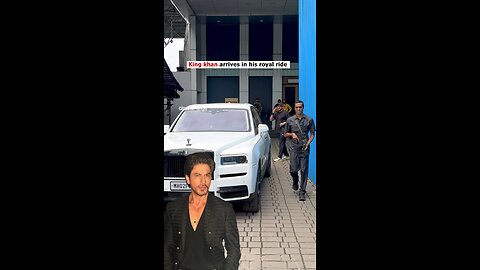 King khan arrives in his royal ride 👑🚗 SRK #ShahRukhKhan #KingKhan #BadshahOfBollywood #SRKMagic