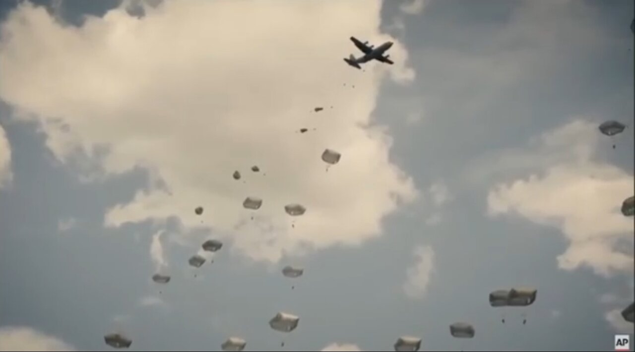 Trump’s Army Parade SHOCKS DC_Tanks, Flyovers, Troops