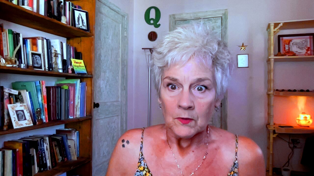 Lady Melody reads Prince Caspian