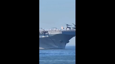 🚨 🇺🇸 🇻🇪 US warship approaches Venezuela under cover of Trinidad drills