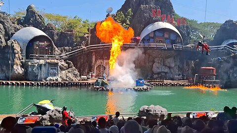Spy War Show in Bangkok Safari World