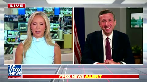 DNC chair turns tables in Fox News interview: Trump's approval is 'in the toilet'