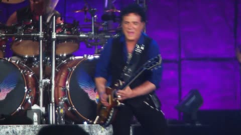 Never Walk Away...Only The Young - Journey (live)